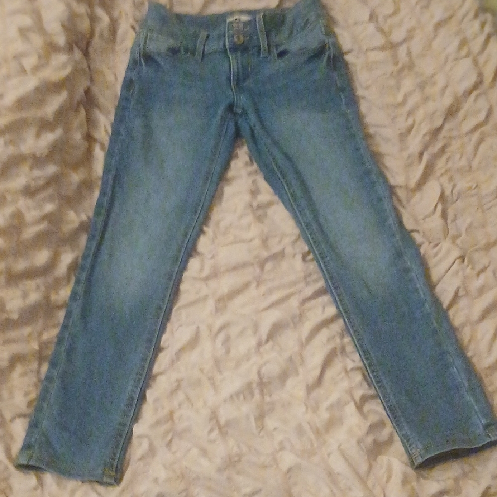 Sz 7 Kids Light Wash Skinny Blue Jeans